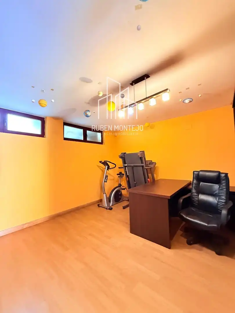 Casa adosada en venta en Galindo y Perahuy con Calefacción, Jardín privado y Terraza