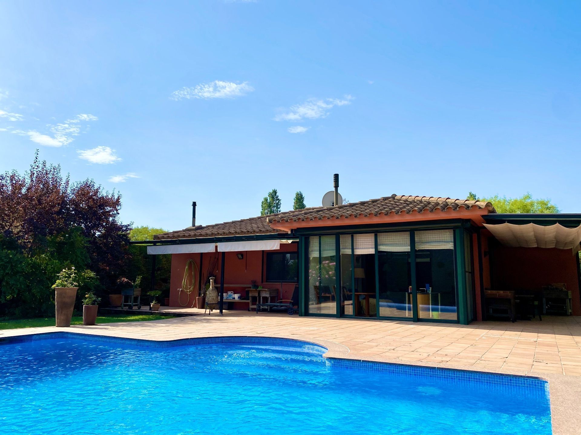 Jardí de Casa o xalet en venda en Navata amb Aire condicionat, Calefacció i Jardí privat