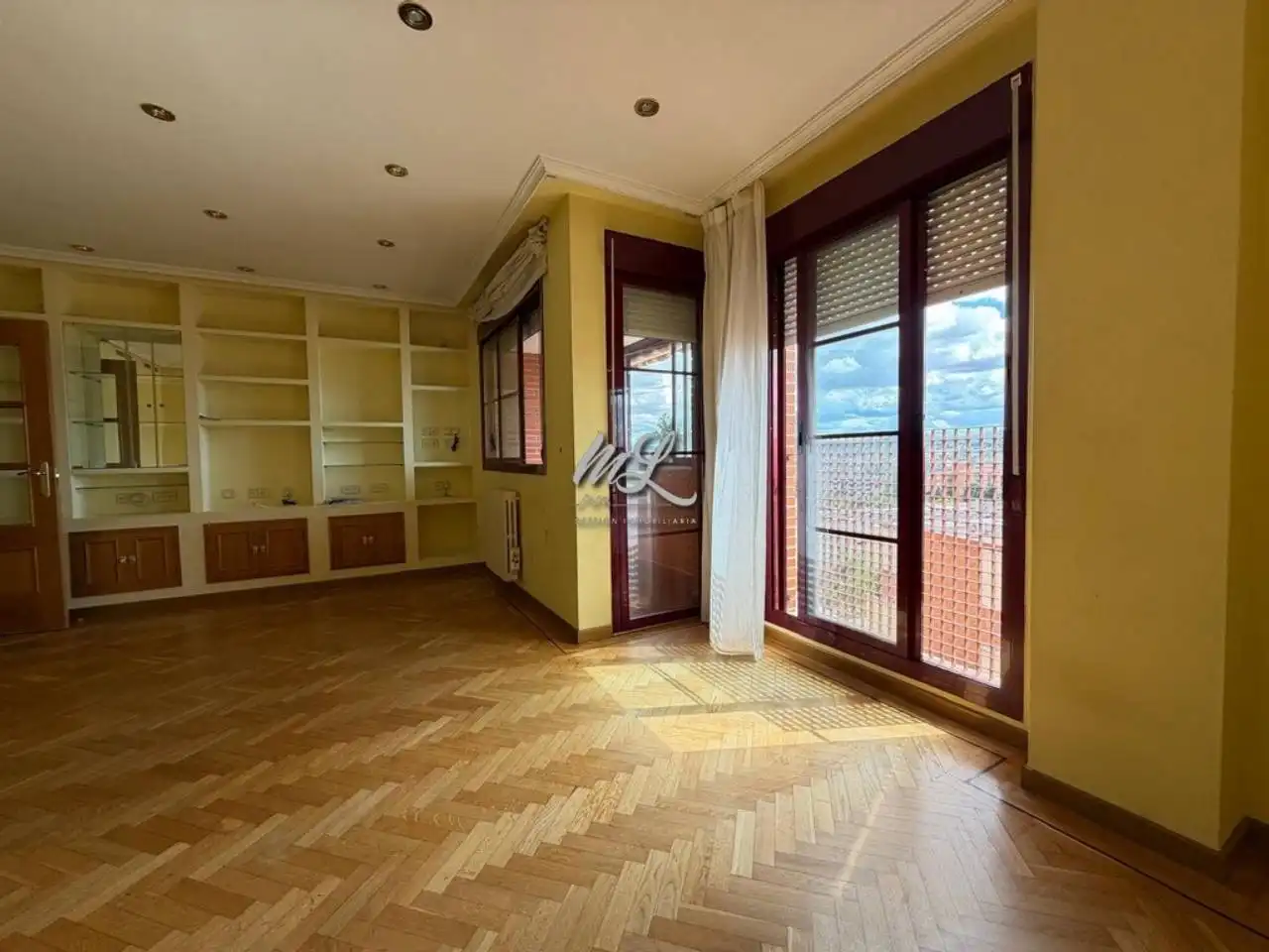Sala de estar de Piso en venta en Toledo con Aire acondicionado, Calefacción y Parquet