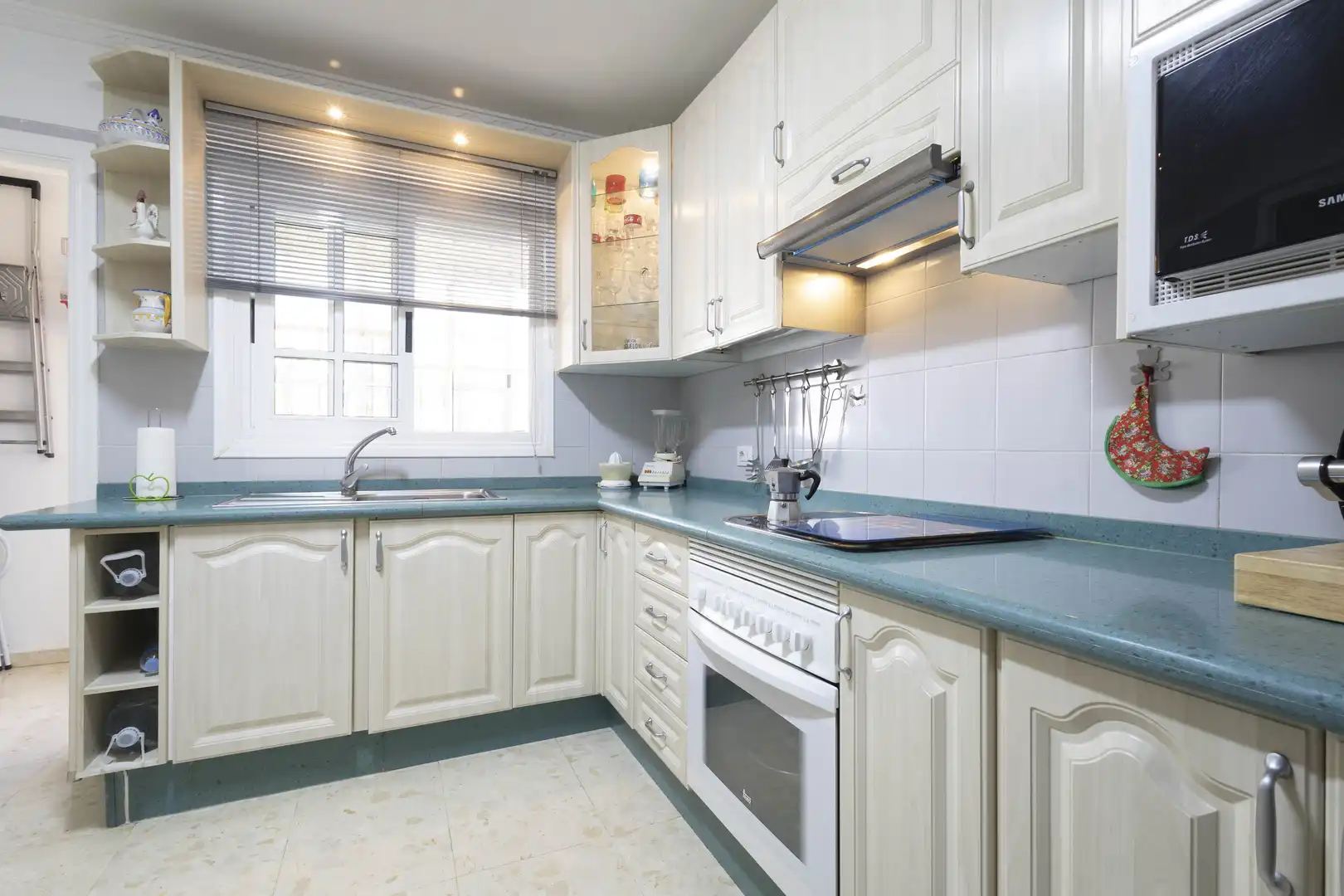 Cocina de Casa adosada en venta en El Rosario con Aire acondicionado, Jardín privado y Terraza