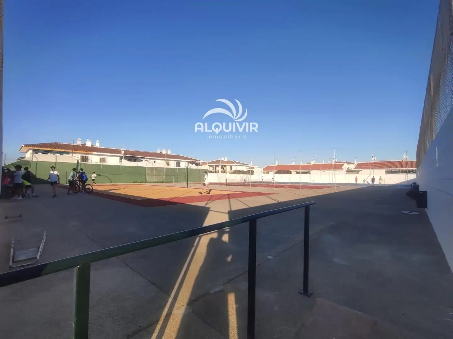 Aparcament de Casa adosada en venda en Almonte amb Terrassa, Traster i Piscina