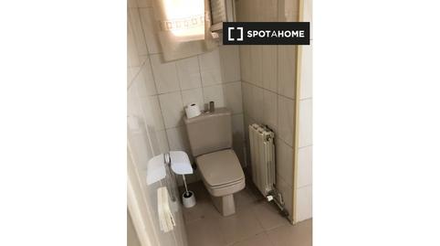 Photo 5 of Flat to share in Vallehermoso, Madrid