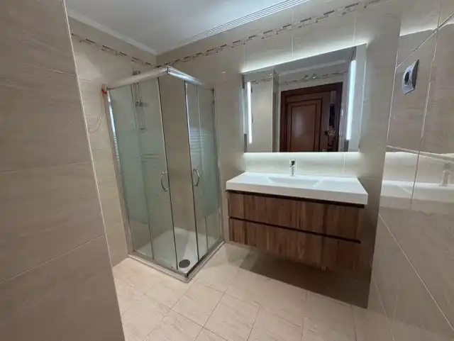 Bany de Apartament en venda en Santurtzi  amb Calefacció, Terrassa i Moblat