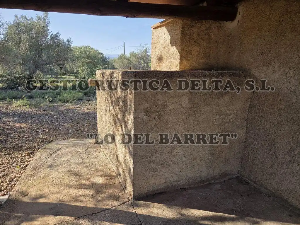 Vista exterior de Finca rústica en venda en L'Ampolla amb Terrassa
