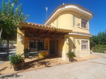 Xalet amb piscina en venda a N/A