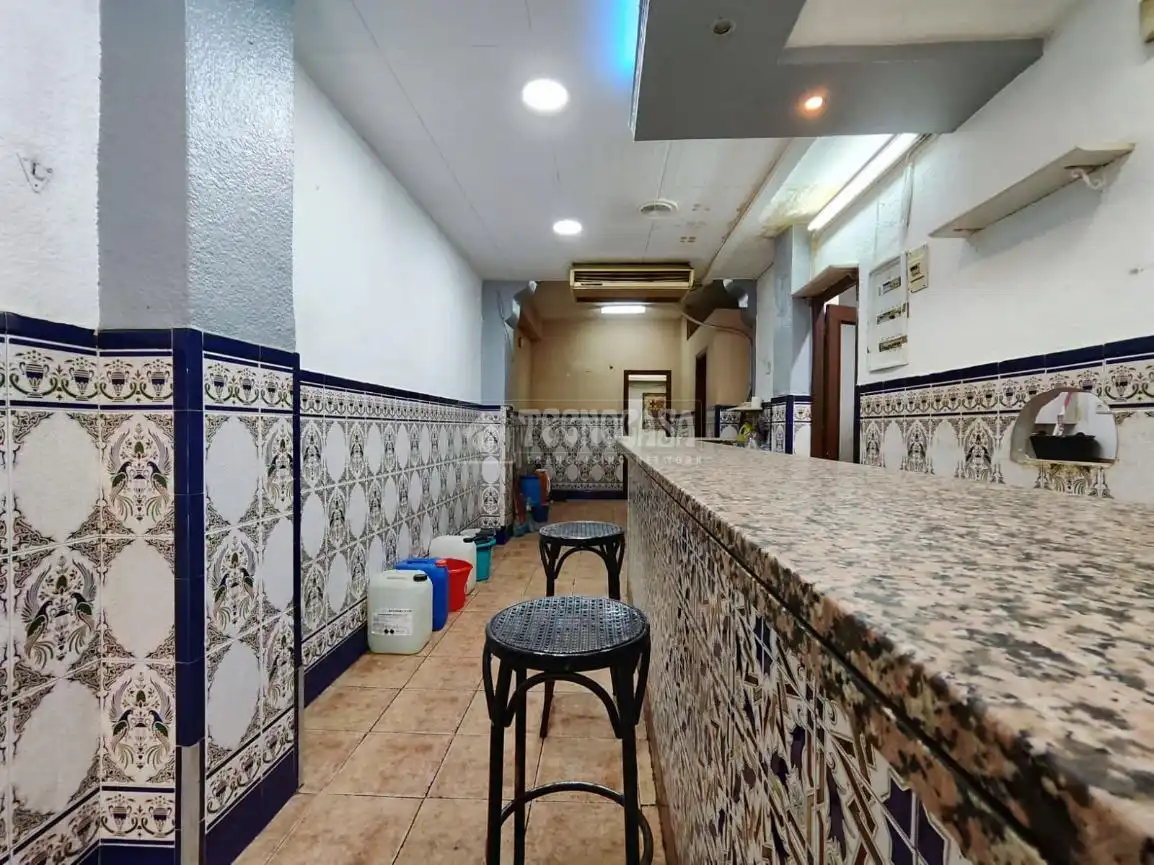 Business premises for sale in Av. de Dílar, imagen 13