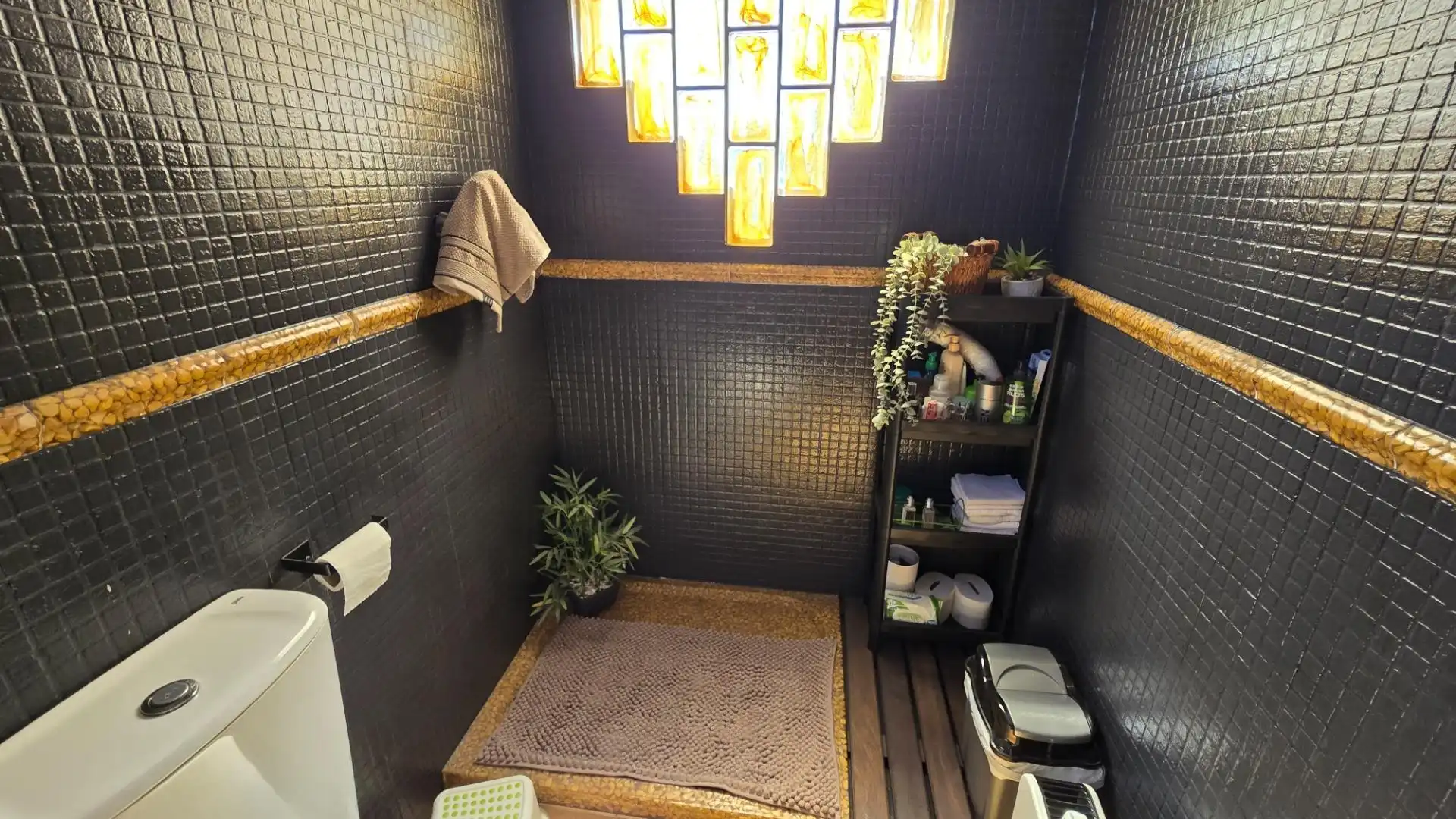 Bathroom of Houses for sale in Elche / Elx  with Air Conditioner, Private garden and Terrace