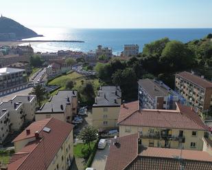Vista exterior de Pis en venda en Donostia - San Sebastián  amb Calefacció, Parquet i Terrassa