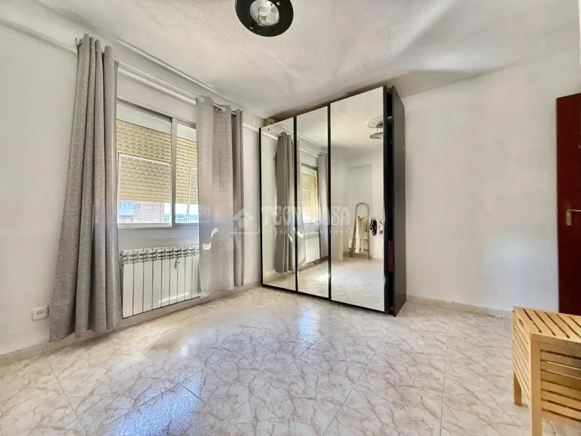 Habitación de Piso en venta en Alcalá de Henares con Calefacción y Terraza