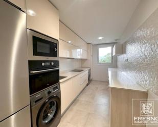 Cuina de Pis en venda en Santander amb Calefacció, Parquet i Traster