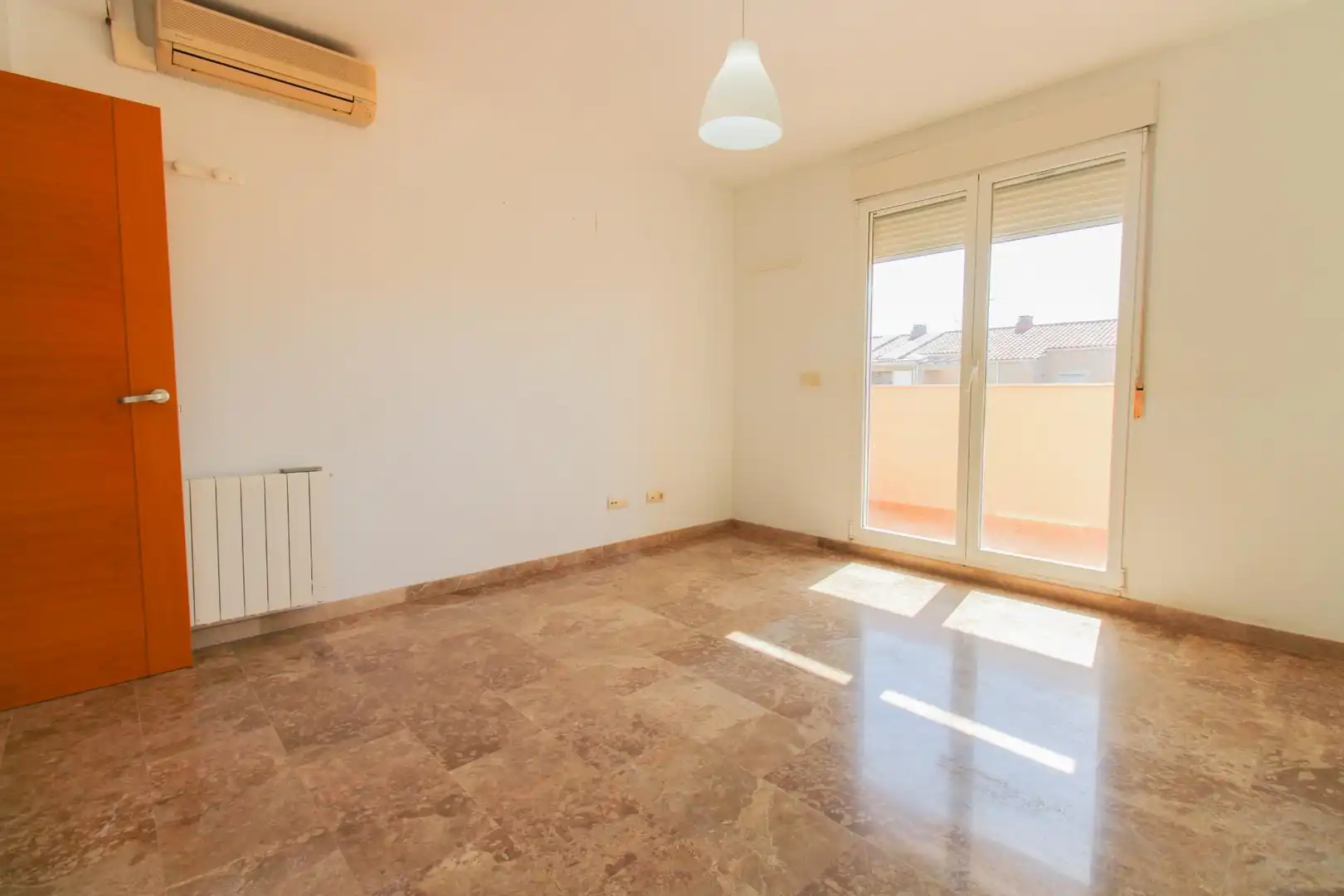 Sala d'estar de Casa adosada en venda en Puçol