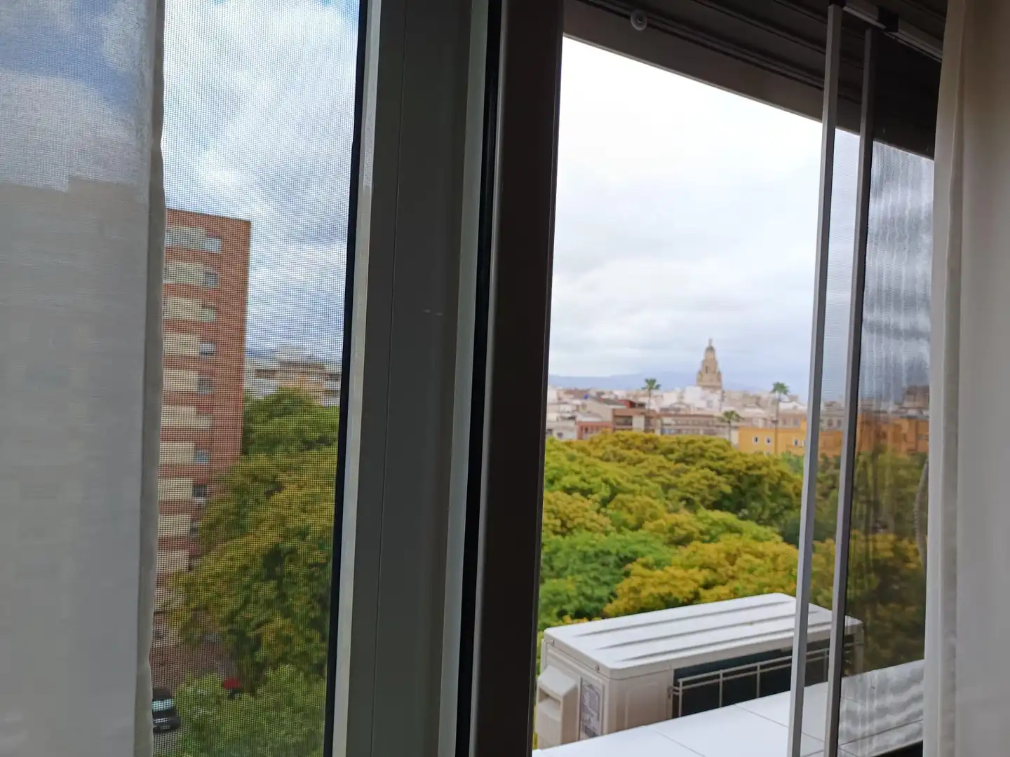 Vista exterior de Piso en venta en Murcia con Aire acondicionado, Parquet y Amueblado