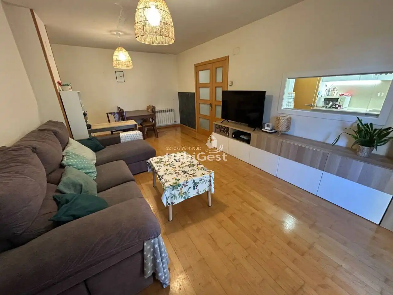 Sala de estar de Piso en venta en Girona con Aire acondicionado, Calefacción y Parquet