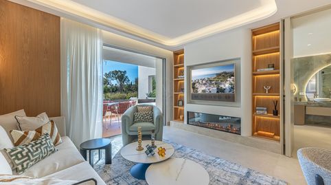 Foto 2 de Apartamento en venta en Uen.c5 Rio Velerin, 7, El Velerín, Estepona