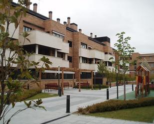 Exterior view of Flat for sale in Las Rozas de Madrid  with Swimming Pool