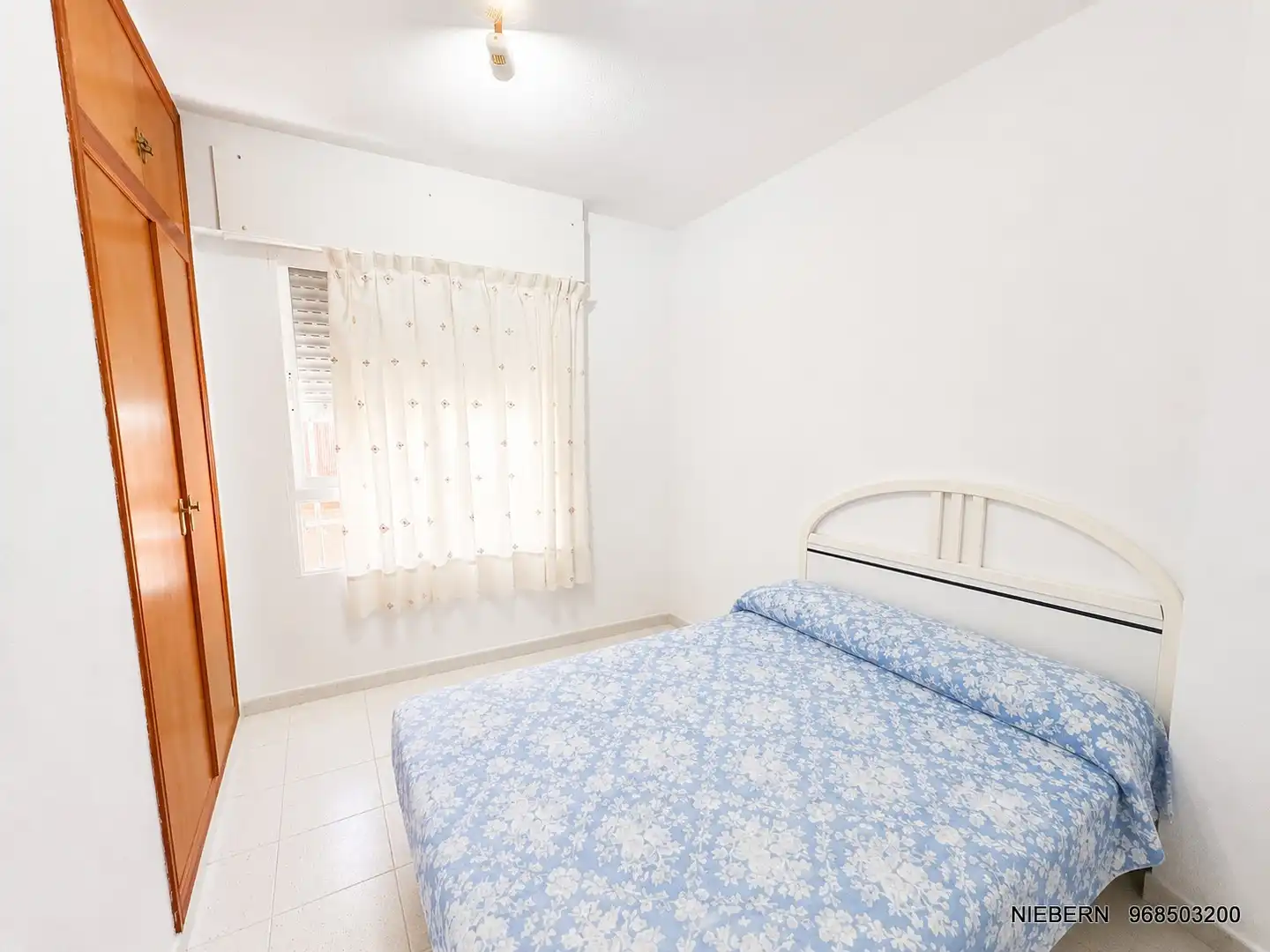 Dormitori de Casa adosada en venda en Los Alcázares amb Balcó