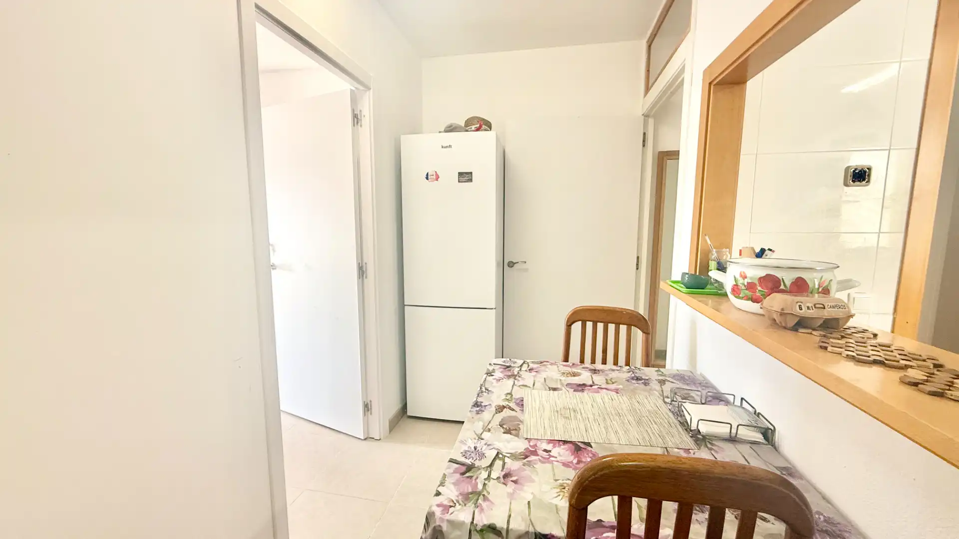 Cuina de Àtic en venda en Roquetas de Mar amb Aire condicionat, Terrassa i Moblat