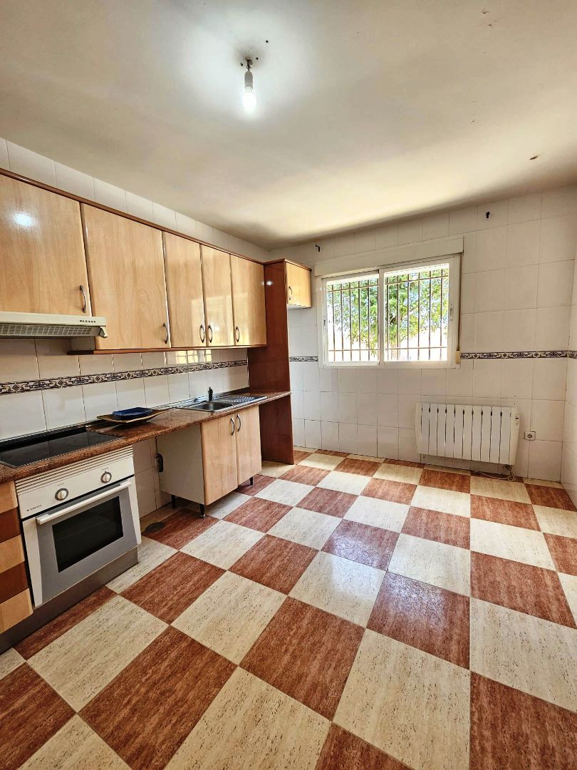 Kitchen of Single-family semi-detached for sale in Novés  with Heating, Storage room and Oven