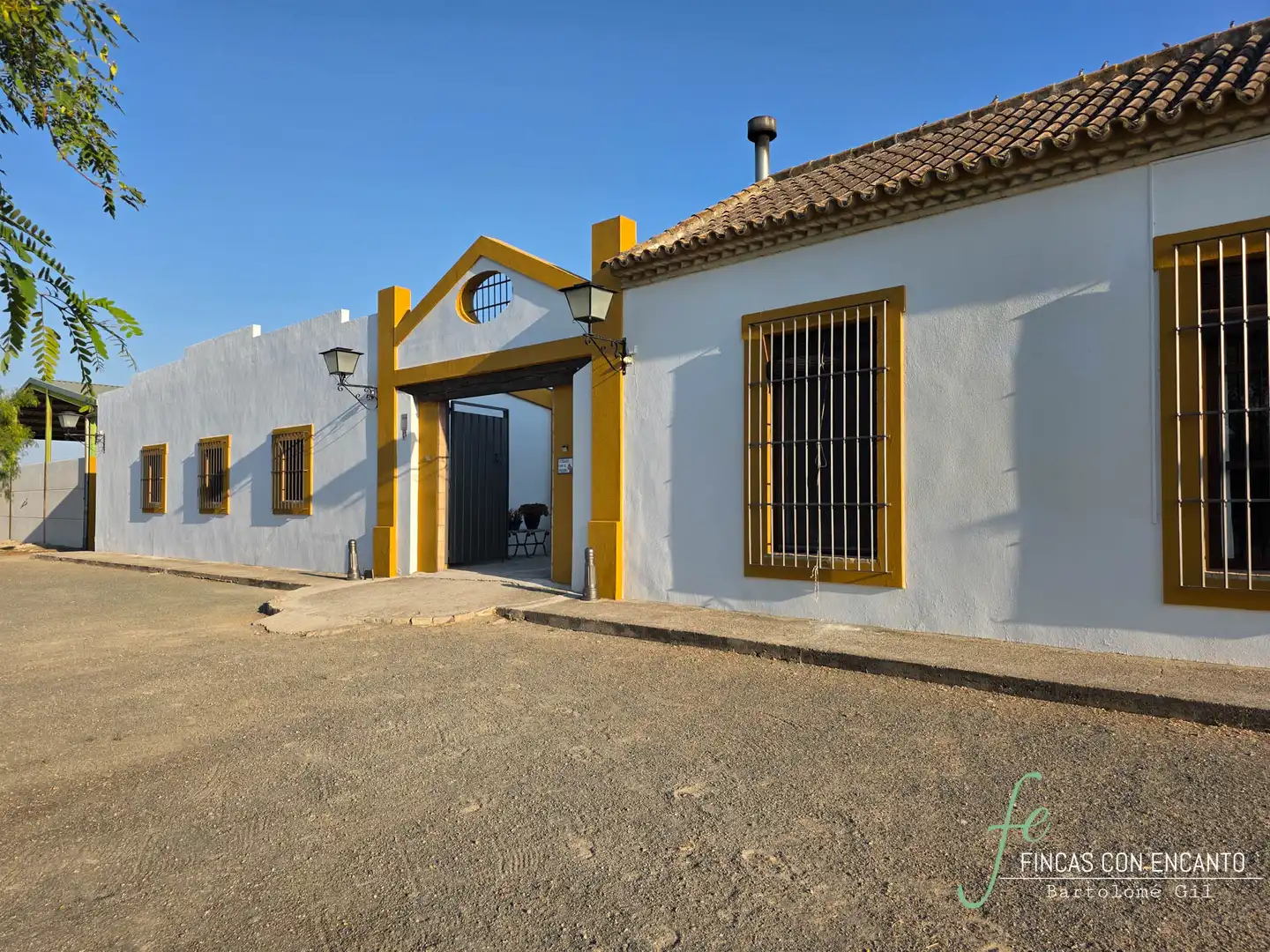 Country house with pool for sale in Morón de la Frontera, imagen 3