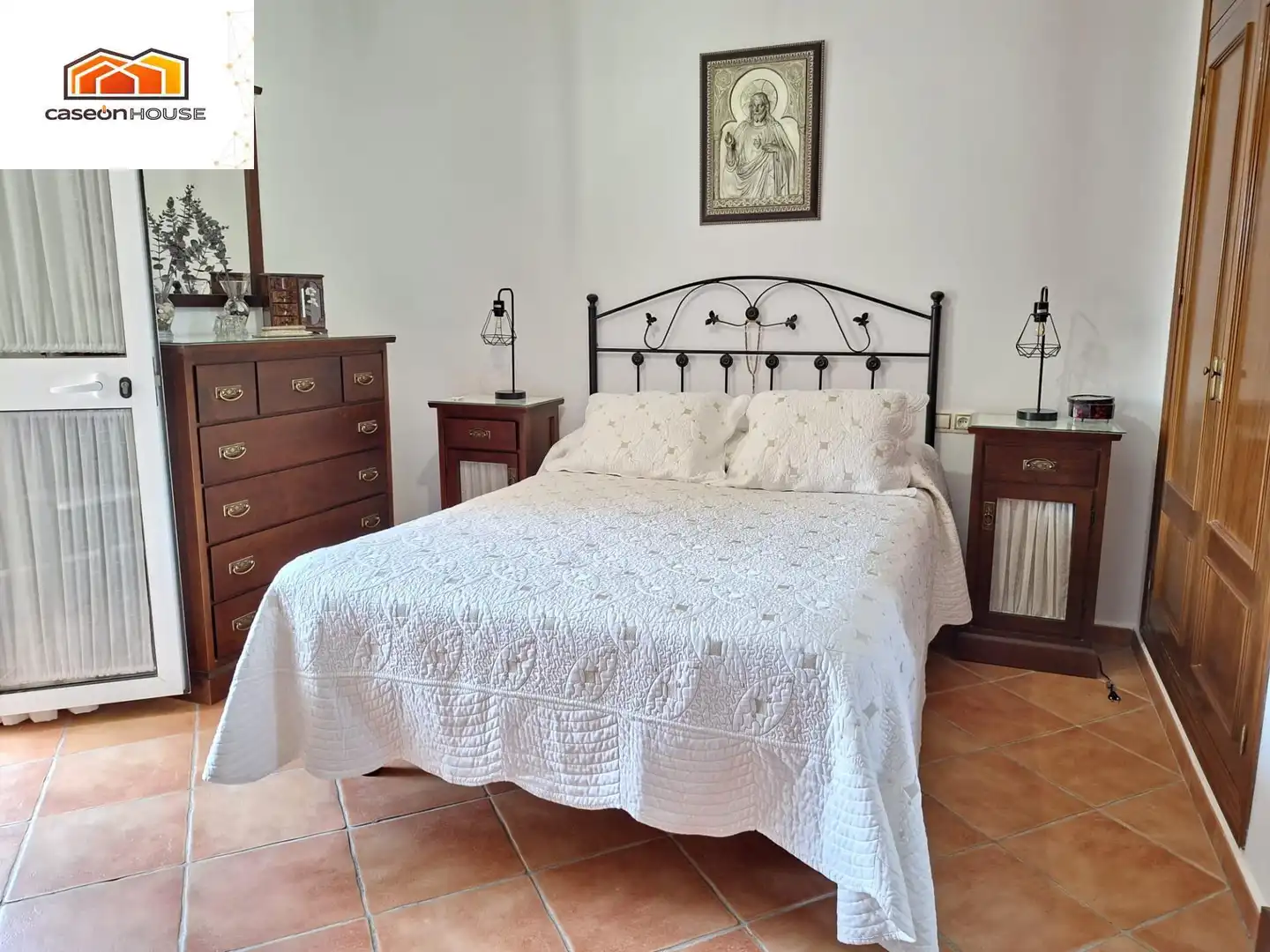 Dormitori de Casa o xalet en venda en Chiclana de la Frontera amb Jardí privat