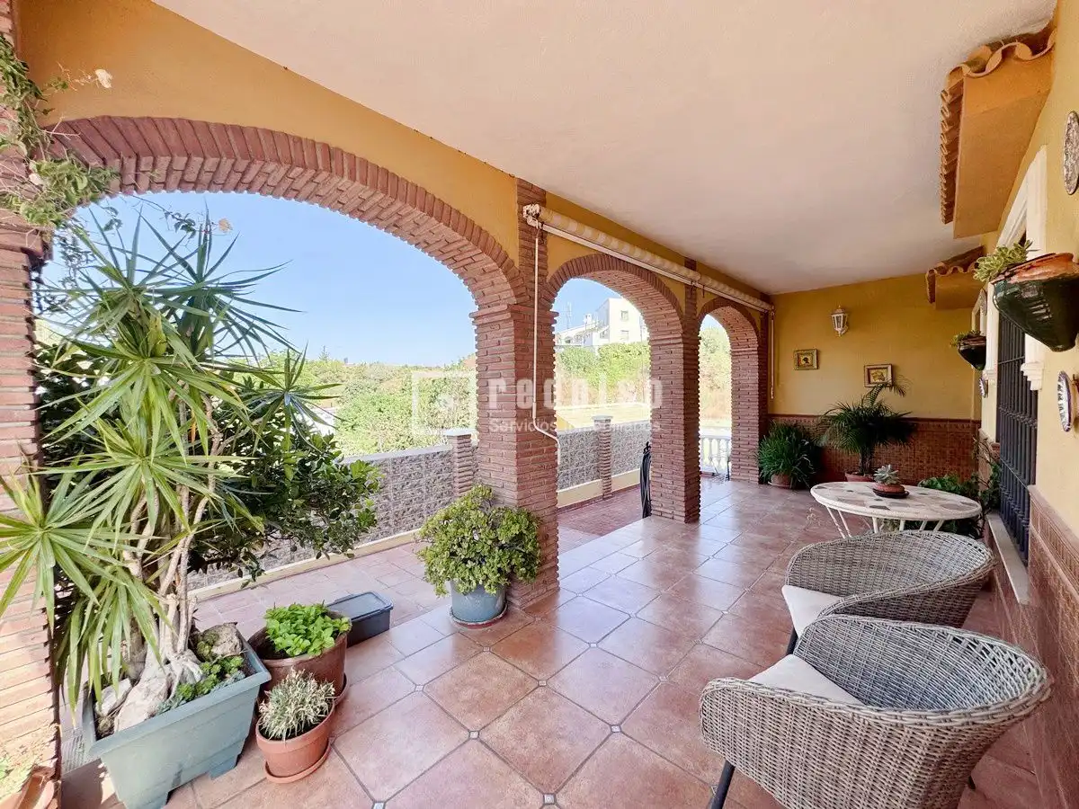 Jardín de Casa o chalet en venta en Málaga con Aire acondicionado, Jardín privado y Piscina