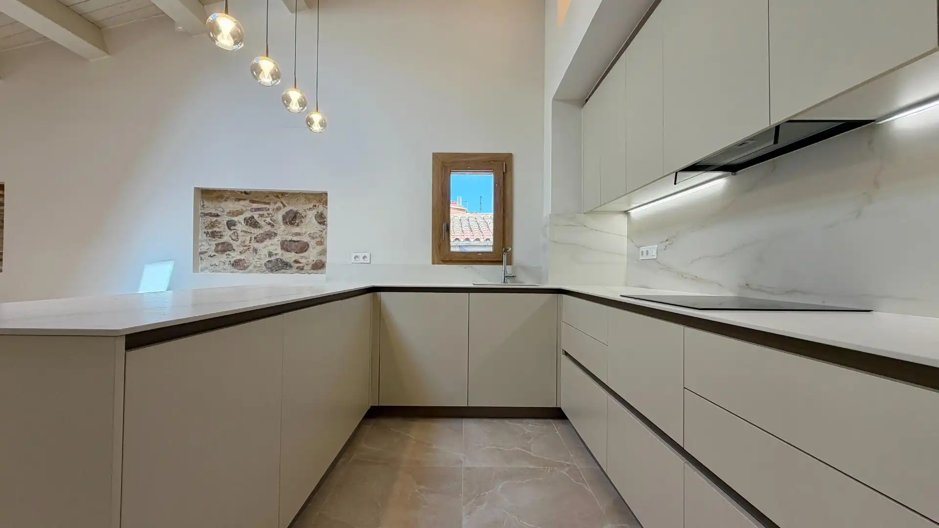 Cocina de Ático en venta en Caldes de Montbui con Calefacción y Piscina comunitaria