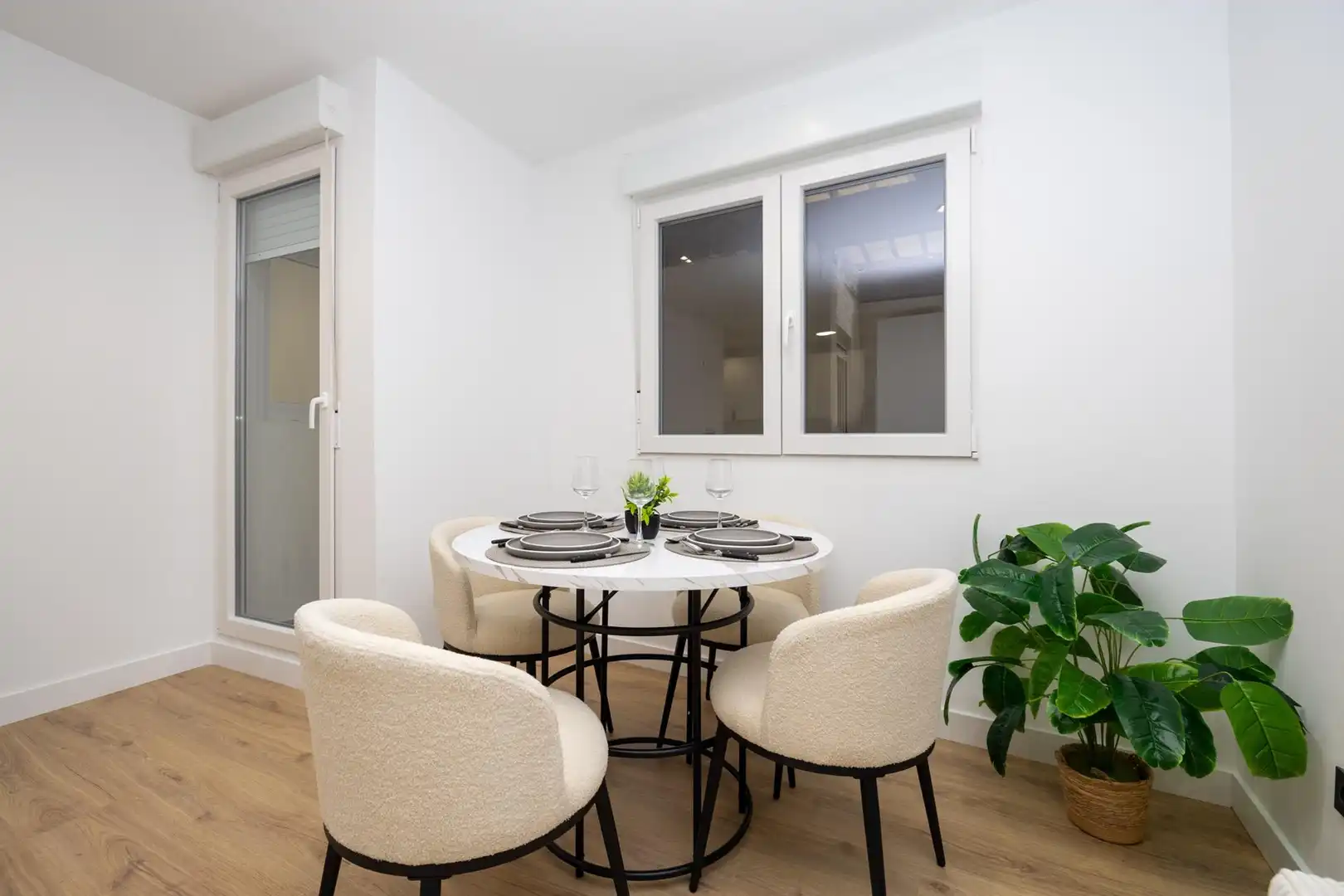 Comedor de Piso en venta en Motril con Aire acondicionado, Calefacción y Amueblado