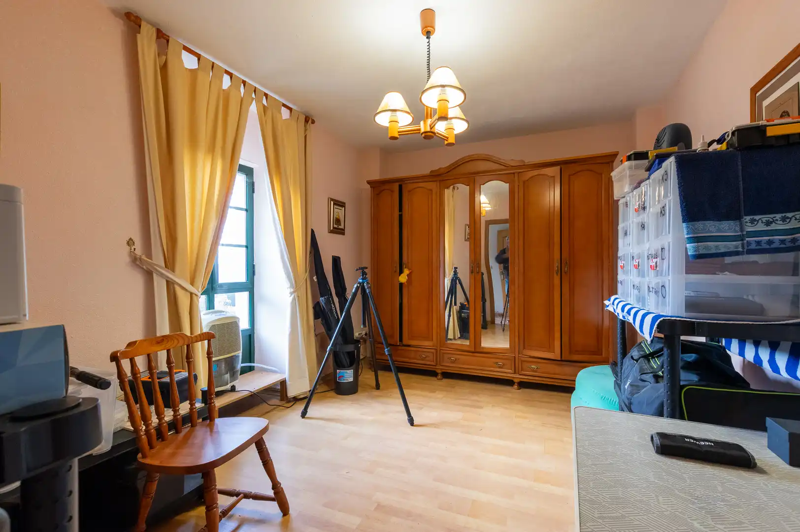 Schlafzimmer von Country house zum Verkauf in Toques mit Möbliert