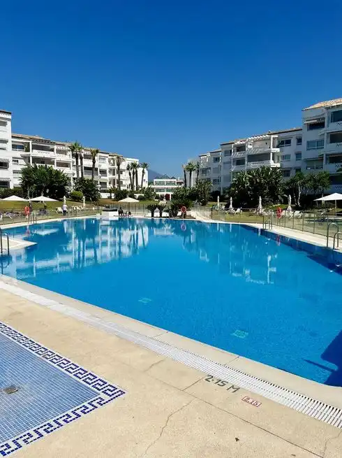 Apartament amb piscina en venda a Nueva Andalucía, imagen 34