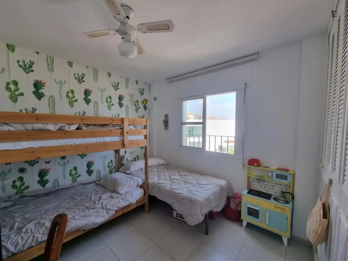 Apartamento de alquiler en Aguadulce Sur