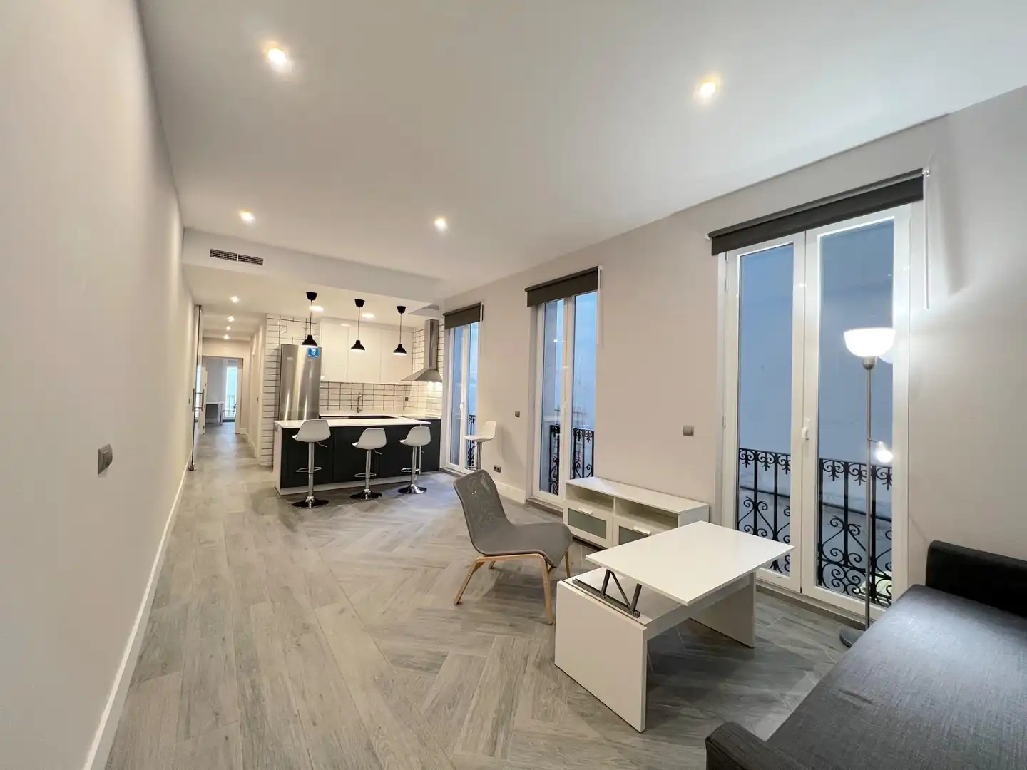 Exterior view of Flat for rent in Barrio de Salamanca