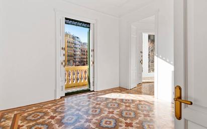 Office to rent in  Barcelona Capital  with Air Conditioner and Balcony