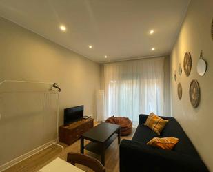 Living room of Flat to rent in  Barcelona Capital  with Air Conditioner, Heating and Furnished