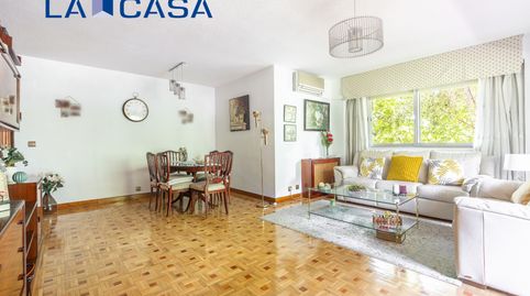 Foto 3 de Piso en venta en Calle de Antonio Robles, Tres Olivos - Valverde, Madrid Capital