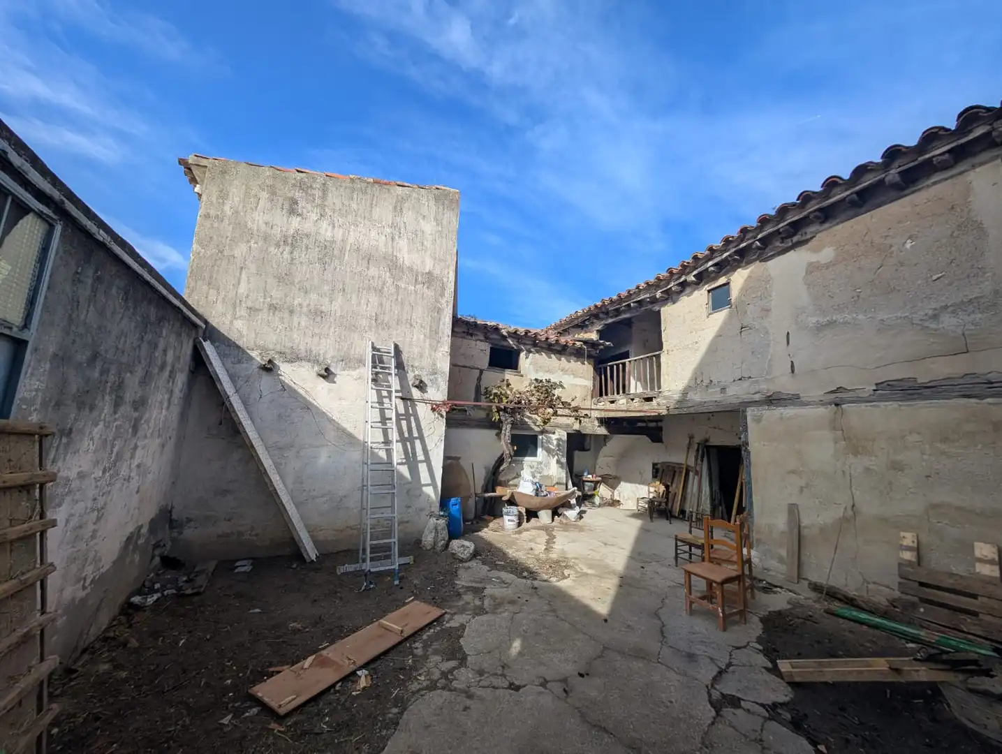 Vista exterior de Casa adosada en venta en Chinchón
