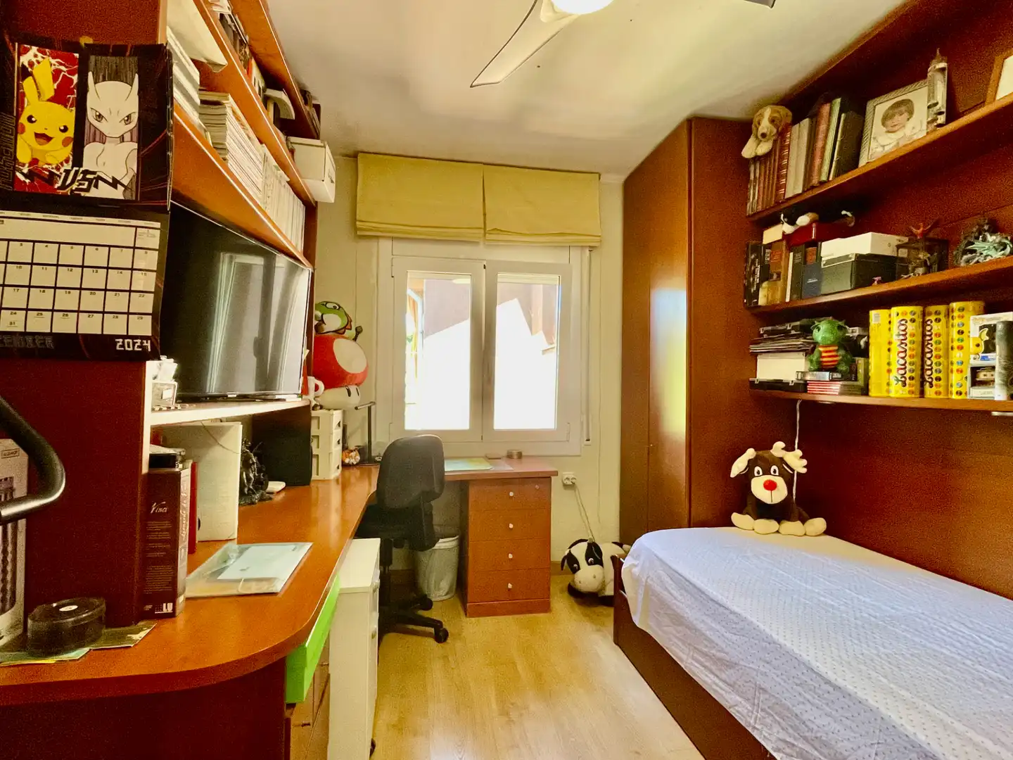 Schlafzimmer von Dachboden zum Verkauf in Caldes d'Estrac mit Klimaanlage, Heizung und Terrasse