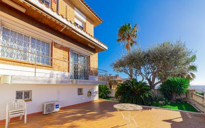 Jardí de Casa o xalet en venda en Esplugues de Llobregat amb Calefacció, Jardí privat i Parquet