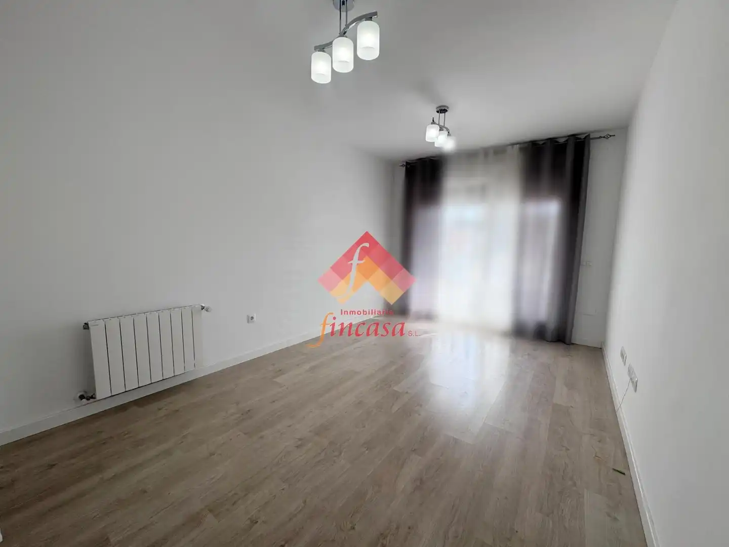 Flat for rent in Juzgados - La Feria