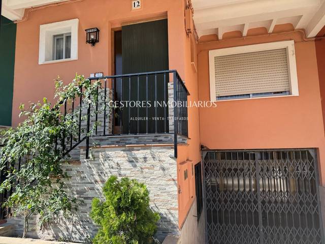 Casa adosada en Venta en AVENIDA REAL BLANC en Cocentaina