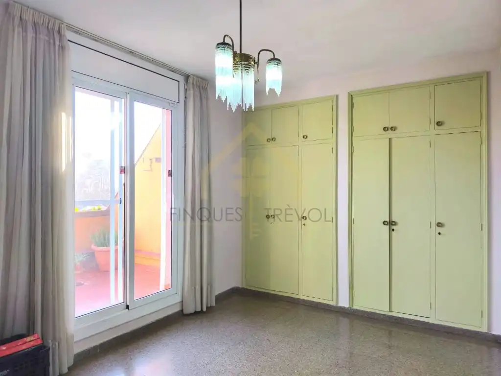 Habitación de Ático en venta en Granollers con Aire acondicionado, Calefacción y Terraza