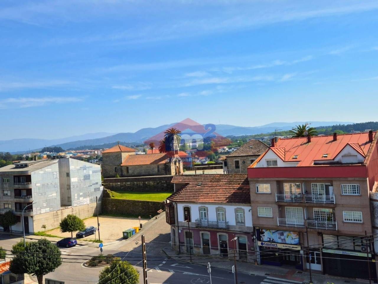 Vista exterior de Àtic en venda en Salvaterra de Miño amb Calefacció, Terrassa i Traster