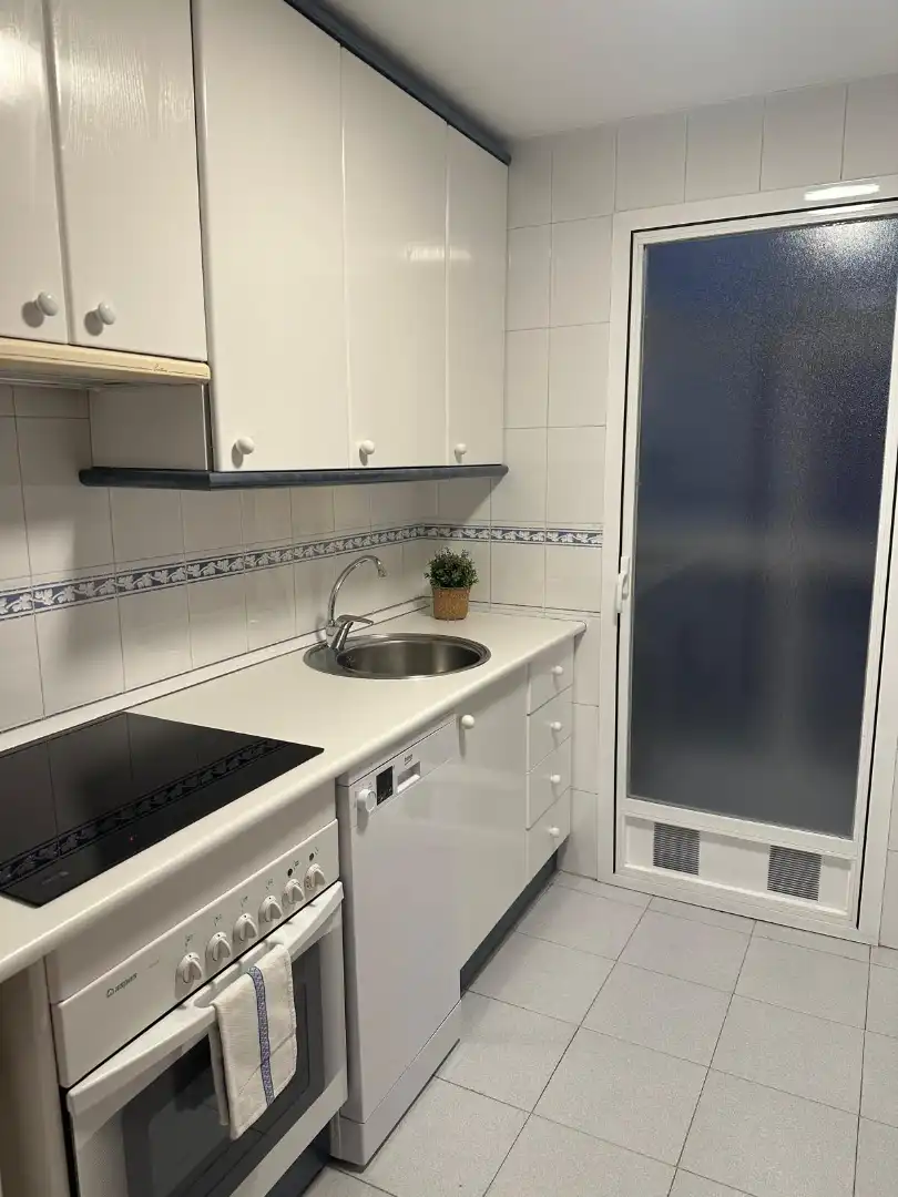 Apartamento con ascensor en alquiler en Avenida Elvas, imagen 9