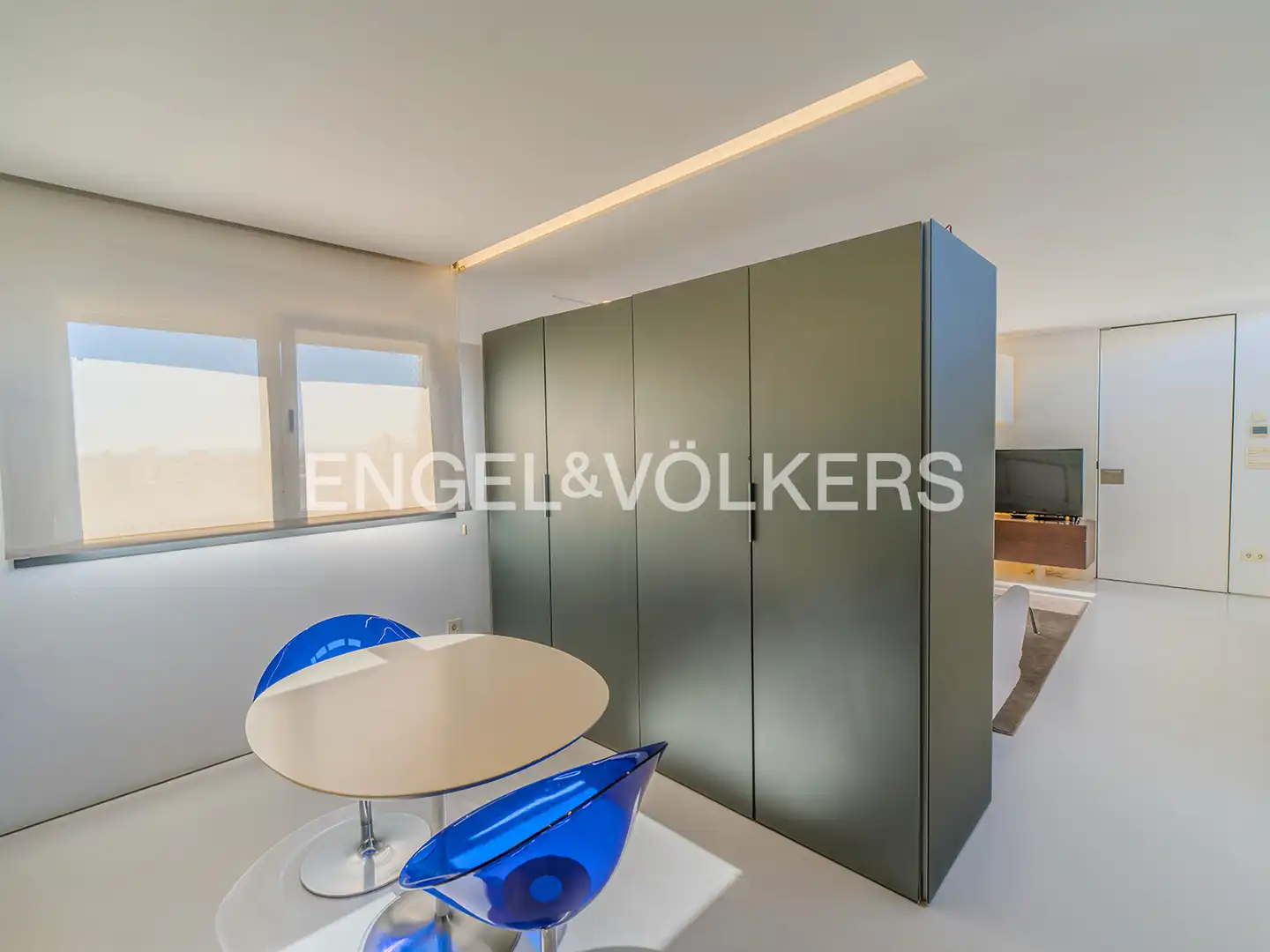 Esszimmer von Dachboden zum Verkauf in Elche / Elx mit Klimaanlage, Heizung und Terrasse