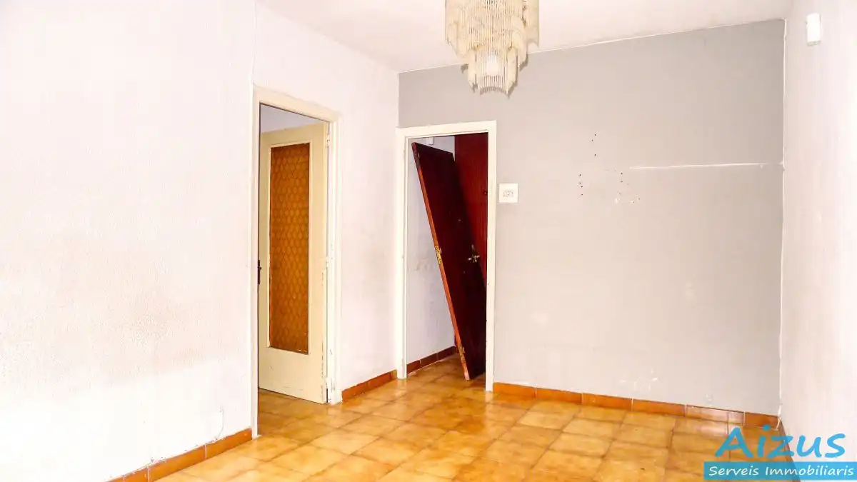 Piso en venta en Carrer de Sant Josep, Can Clos - Pinetons