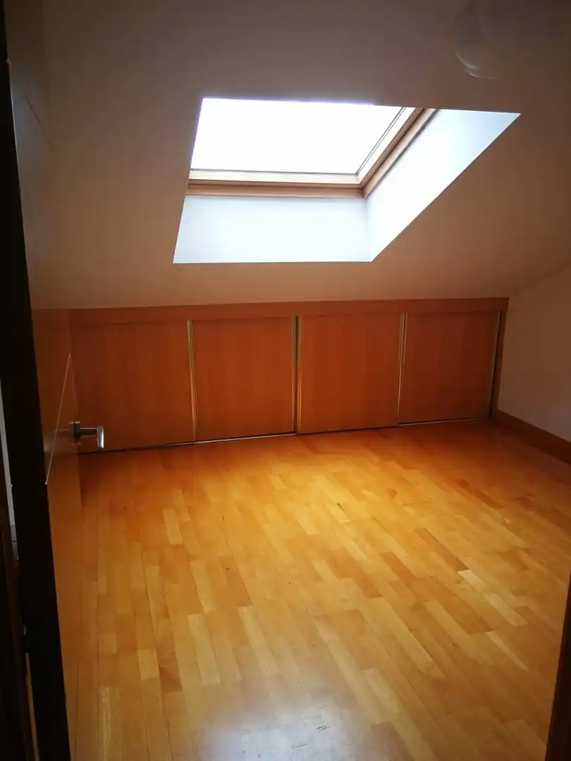 Habitación de Piso en venta en Villares de la Reina con Calefacción, Horno y Microondas