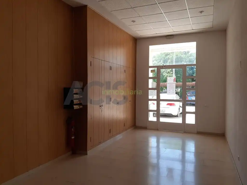 Oficina de lloguer en Picassent