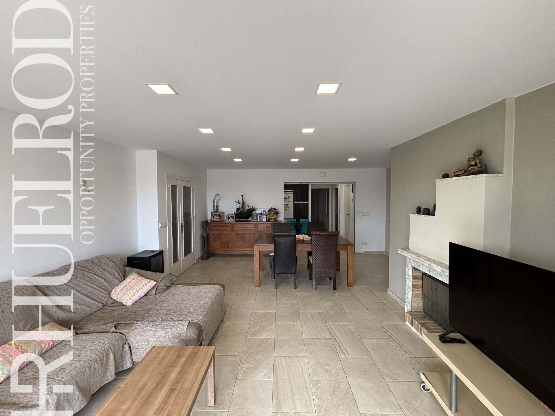 Living room of Flat for sale in Mataró  with Air Conditioner, Heating and Storage room