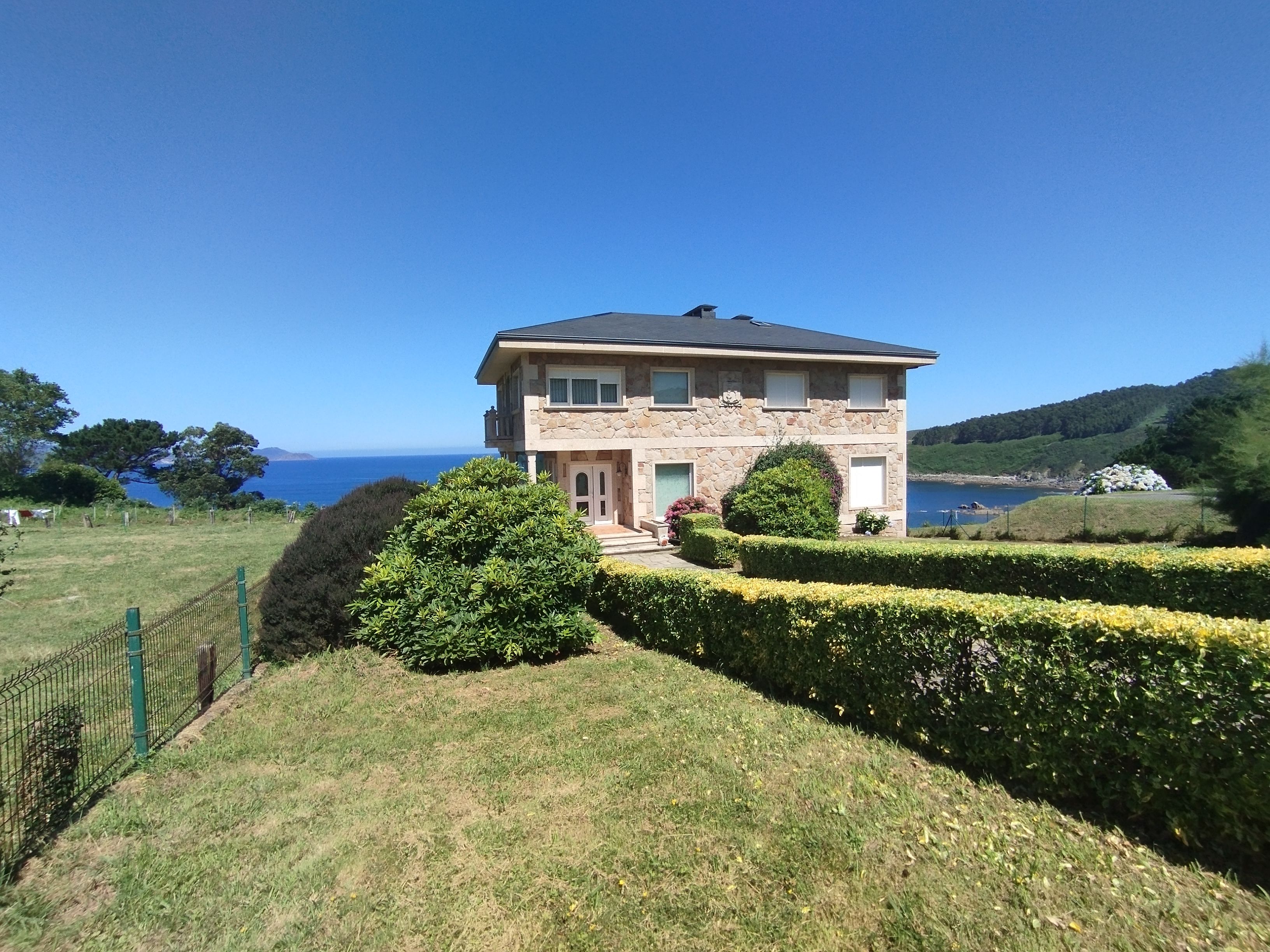 Exterior view of House or chalet for sale in Xove  with Private garden, Terrace and Balcony