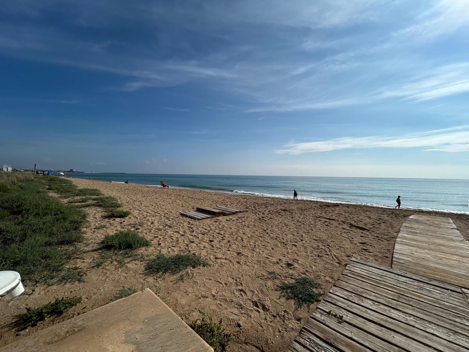 Vista exterior de Casa adosada en venta en Peñíscola / Peníscola con Aire acondicionado, Calefacción y Terraza