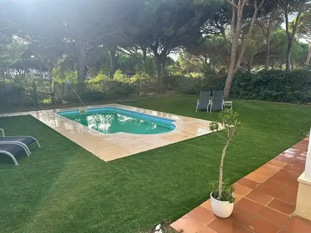 Piscina de Casa o chalet en venta en Chiclana de la Frontera con Aire acondicionado, Jardín privado y Trastero
